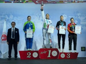 Kickboxing: Pantaleo derubata a Roma insegue il ladro e recupera la borsa