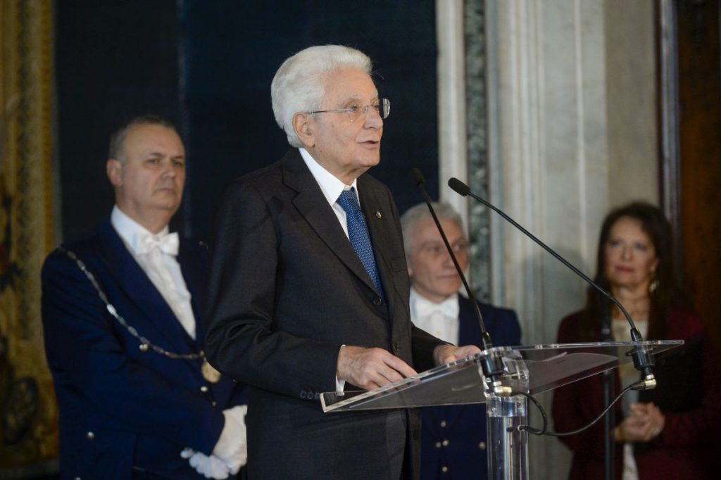 Il presidente Mattarella a Nassiriya: “Ricordo chi ha sacrificato la vita per la pace”