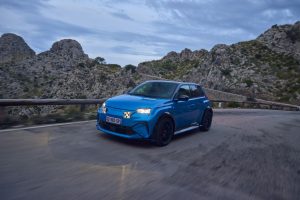 Debutto dell’Alpine A290: la compatta elettrica di nuova generazione