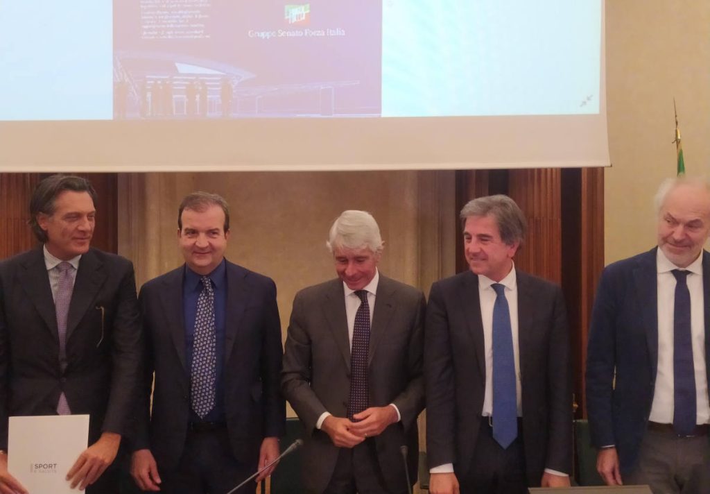 La proposta di legge di Forza Italia per la rinascita degli stadi italiani punta a migliorare e...