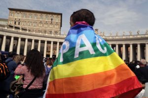 Gli organizzatori della marcia Perugia-Assisi e gli alunni di scuole romane hanno portato una...