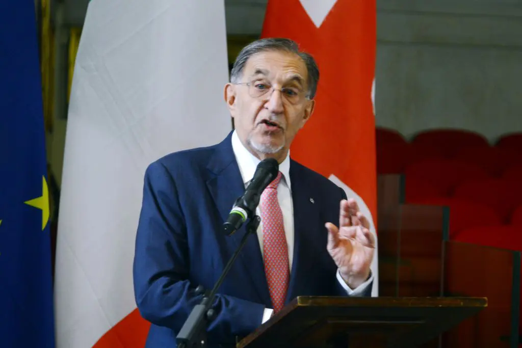 Il presidente del Senato, Ignazio La Russa, ha espresso il suo totale disinteresse nel candidarsi...