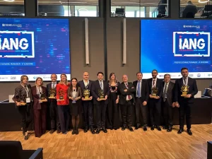 Il Premio Giovane Manager è stato assegnato a dieci manager promettenti, con una menzione speciale...