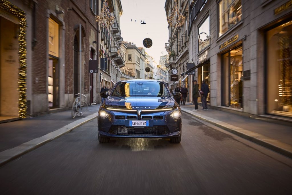 Nuovo roadshow della Lancia Ypsilon debutta a Milano