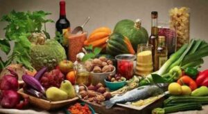 Alimenti verdi da includere nella tua dieta per contrastare l’invecchiamento: scopri i numerosi benefici