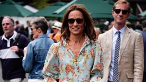 Il signor Futcher ha testimoniato che il pubblico ha accesso a una corsia da decenni, se non secoli...