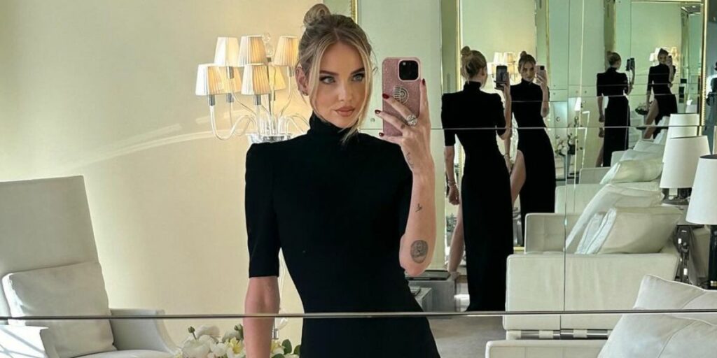 Chiara Ferragni e Giovanni Tronchetti Provera si baciano in pubblico per la prima volta