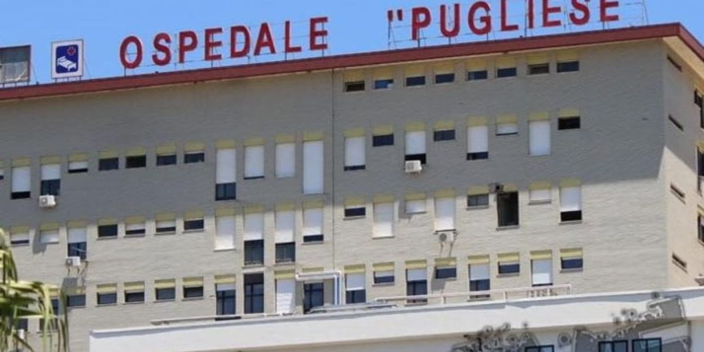 Una tragedia si è verificata a Botricello, Catanzaro, quando una bambina di sette anni è precipitata...