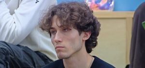 Chi è Diego Lazzari, cantante di Amici 2024/ Il finale della sfida è sorprendente