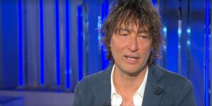 Simone Annicchiarico è fidanzato?/ Qual è il rapporto con i genitori Walter Chiari e Alida Chelli