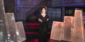 Veronica Pivetti ritorna ad Amore Criminale per una nuova stagione che si concentrerà sulla violenza...