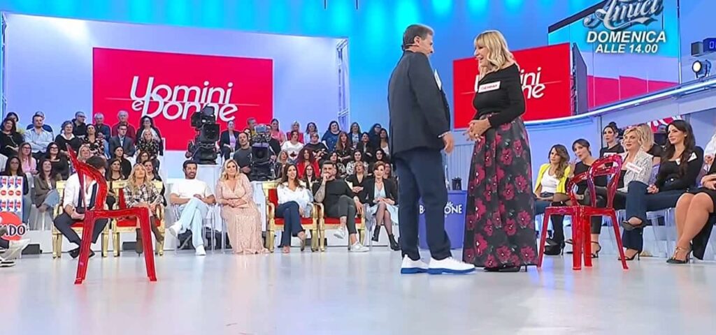 Fabio, conosci il misterioso cavaliere di Uomini e Donne? Un karaoke esclusivo con Gemma Galgani!