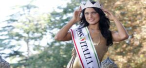 “Mi sono sentita vittima di bullismo” / “Mi sentivo diversa…”