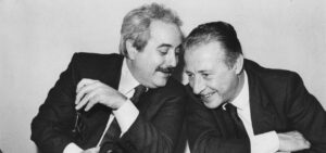 Chi è il giudice antimafia: Dal maxiprocesso alla strage in via D’Amelio