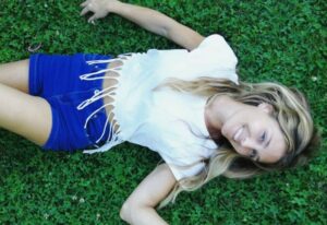 La mia esperienza con l’aborto: tre volte un incubo, mi sentivo come in una bara” / “Le persone dicevano: ‘Che ti importa’…