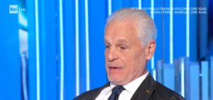 Michele Placido affetto da morbo di Parkinson? Le sue parole criptiche: “Mi sento confuso…”
