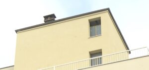 Fidanzato 15enne inchiodato per la morte di Aurora a Piacenza: “L’ha spinta giù mentre tentava di salvarsi”