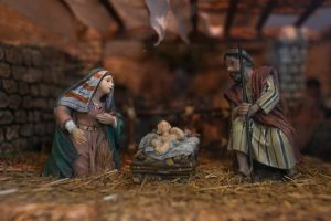 Il presepe e l’albero di Natale sono stati inaugurati a Palazzo Pirelli