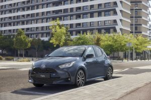 Toyota Yaris 2025 riceve un upgrade di versione GR Sport e introduce nuove opzioni avanzate