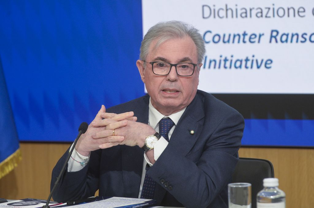 La relazione annuale presentata al Parlamento dall'Agenzia per la Cybersicurezza Nazionale evidenzia...