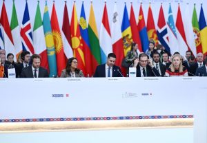 Scontro frontale tra Russia e Occidente durante l’OSCE a Malta