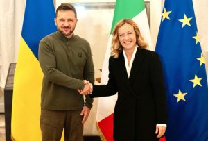 Meloni conferma a Zelensky l’appoggio italiano per una pace equa