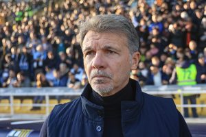 Baroni si aspetta una sfida impegnativa, ma predice che Ajax-Lazio sarà uno spettacolo