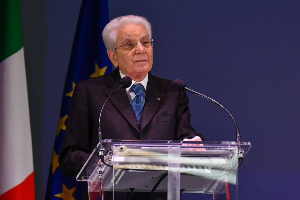 Il Presidente della Repubblica Sergio Mattarella ricorda il tragico attentato di Piazza Fontana a...