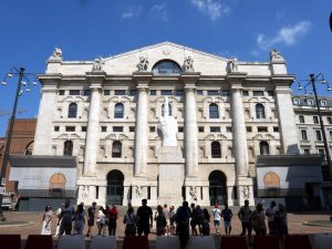 Debole apertura della Borsa di Milano: Ftse Mib in rialzo dello 0,05%