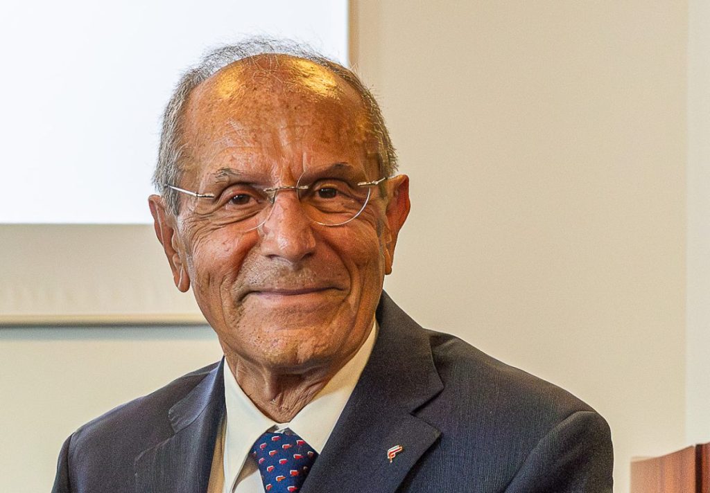 Napoli Hotel Continental ha ospitato l'Assemblea nazionale LILT con Schittulli e Schillaci...