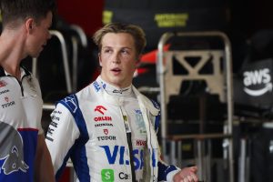 Lawson in coppia con Verstappen in Red Bull nel 2025