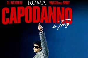 Dopo essere stato escluso dal concerto del Comune di Roma, Tony Effe annuncia un grande evento per...