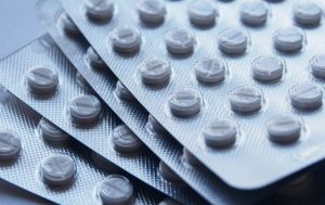 Farmindustria ed Egualia esprimono preoccupazione per l’implementazione rigorosa della tracciabilità dei farmaci dell’UE