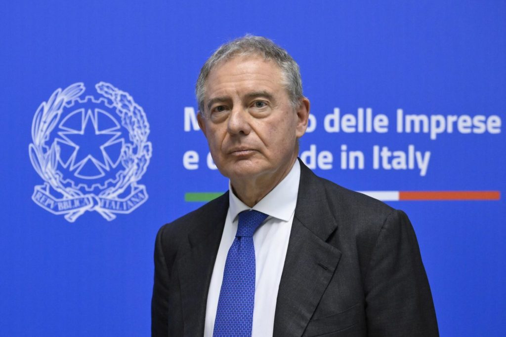 Piano UE con risorse comuni e nuove regole per il settore auto