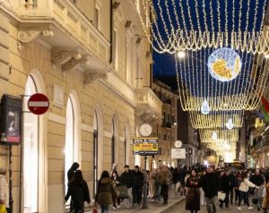 9 miliardi spesi durante le festività natalizie: accelerazione dei consumi