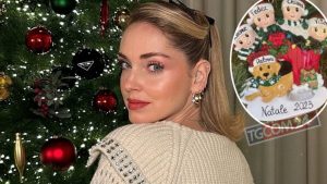 La pallina dedicata a Fedez sull’albero di Natale di Chiara Ferragni
