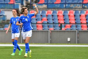 Dove guardare Italia-Germania stasera in TV: orario, canale e modalità di streaming per l’amichevole di calcio femminile.