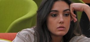 Zeudi Di Palma ha accusato Emanuele Fiori di averla toccata sotto le coperte al Grande Fratello...