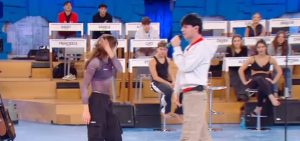 Recensione Amici 2024 daytime 11 dicembre: tensioni tra Chiara e Trigno, crisi di Ilan e follia per Mollenbeck