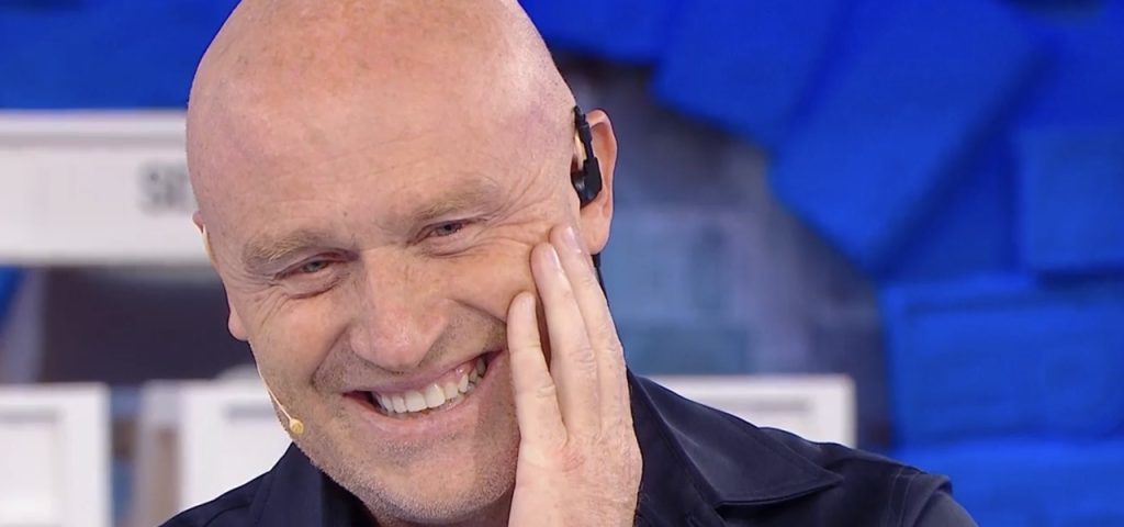 Siamo così simili”/ “Troppe amicizie per una relazione