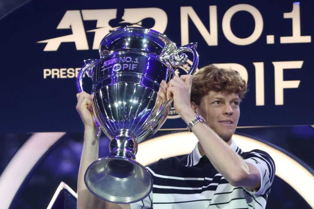 Il tennista italiano Jannik Sinner si conferma come il più ricercato del 2024, seguito da Giorgia...