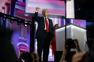 Michelle Obama si rifiuta di partecipare all’insediamento di Trump, Biden ispirato dalle parole di Eisenhower nel suo discorso d’addio