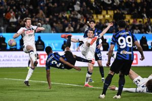 L'Inter si qualifica per la finale della Supercoppa italiana dopo la vittoria per 2-0 sull'Atalanta...