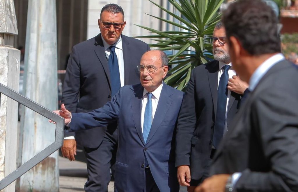 Il presidente della Regione Siciliana, Renato Schifani, ha visitato l'ospedale Villa Sofia di...