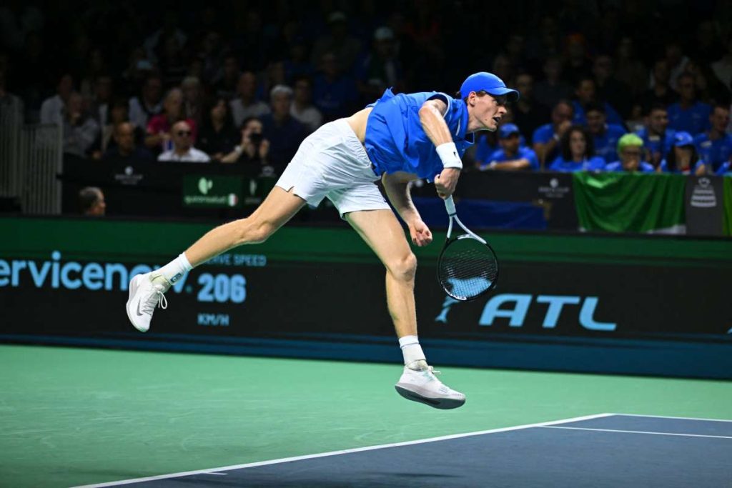 Sinner supera Popyrin in un match di esibizione a Melbourne