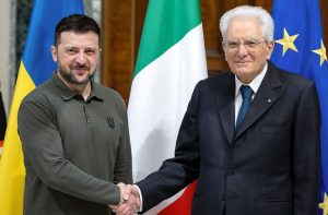 Mattarella ribadisce a Zelensky il suo pieno e costante sostegno