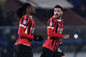 Hernandez e Leao segnano entrambi, il Milan batte 2-1 il Como