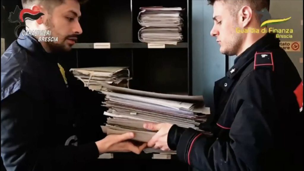 Questa mattina personale della Guardia di Finanza e dei Carabinieri di Brescia hanno eseguito...