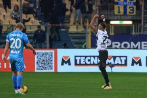 La partita tra Parma e Venezia finisce in pareggio dopo un rigore: 1-1