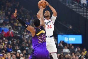 Clippers trionfano nel derby con i Lakers, Houston si impone senza problemi